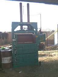 服裝液壓打包機(jī)價(jià)格 服裝液壓打包機(jī)型號(hào)規(guī)格